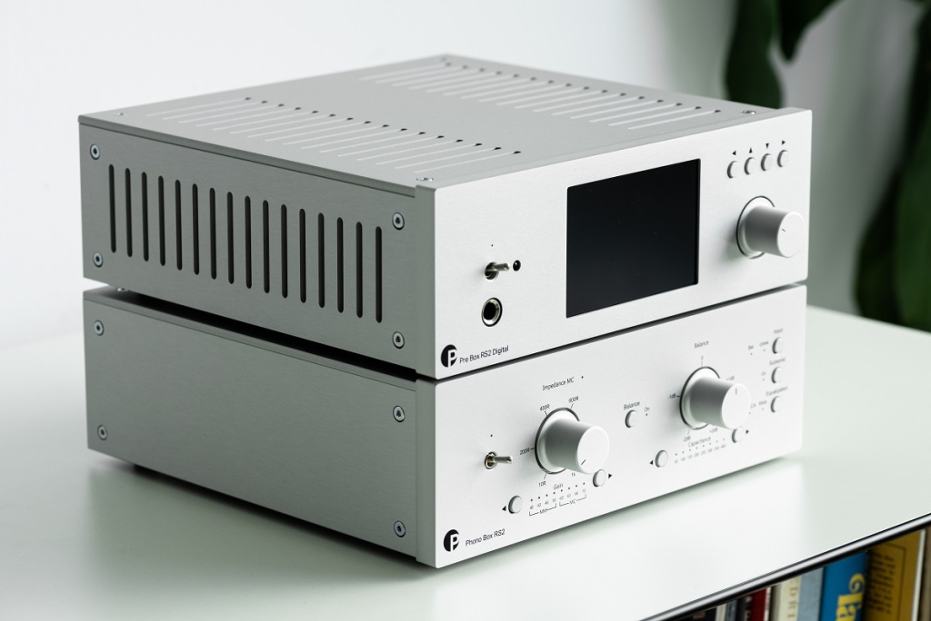 02 Pro-Ject Phono Box RS2 Stereophile.jpg