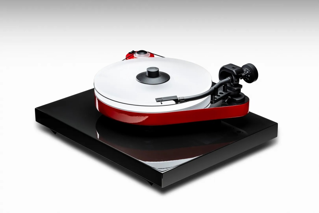 01 Pro-Ject EVO 9 AS Mad Audio.jpg