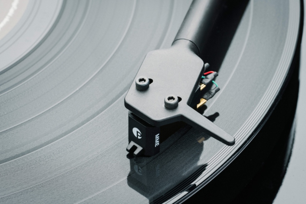 02 Pro-Ject Pick it MM E в России.jpg