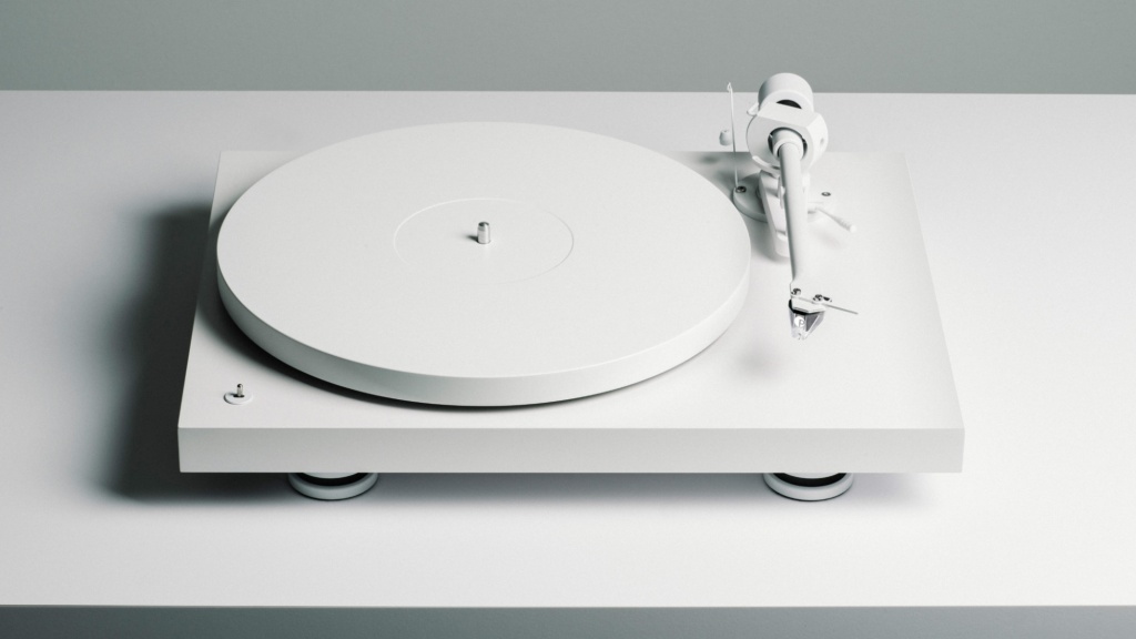 03 Pro-Ject Debut PRO B в России.jpg
