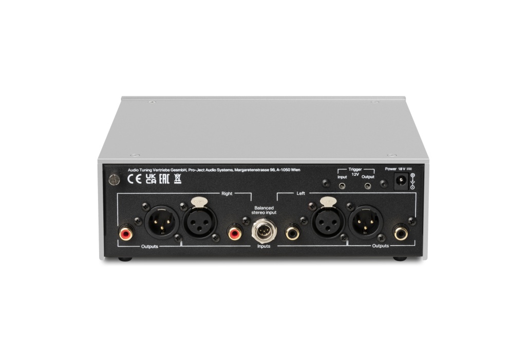 03 Pro-Ject Phono Box DS3 B Diapason D'Or.jpg
