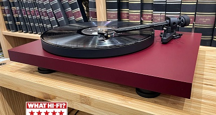 Pro-Ject Debut EVO 2 завоевал награду WHAT HI-FI?