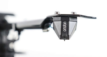 Pro-Ject Pick It 2M Silver - он такой один
