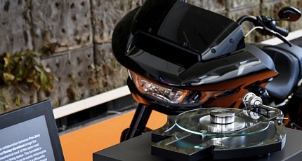 Pro-Ject и Harley Davidson: неожиданный дуэт на High End Vienna 2026